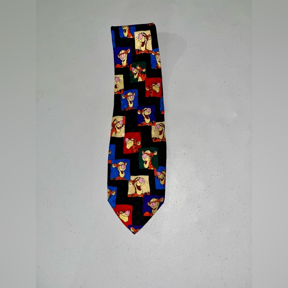 NIBag Disney Silk Colorblock Tigger Tie